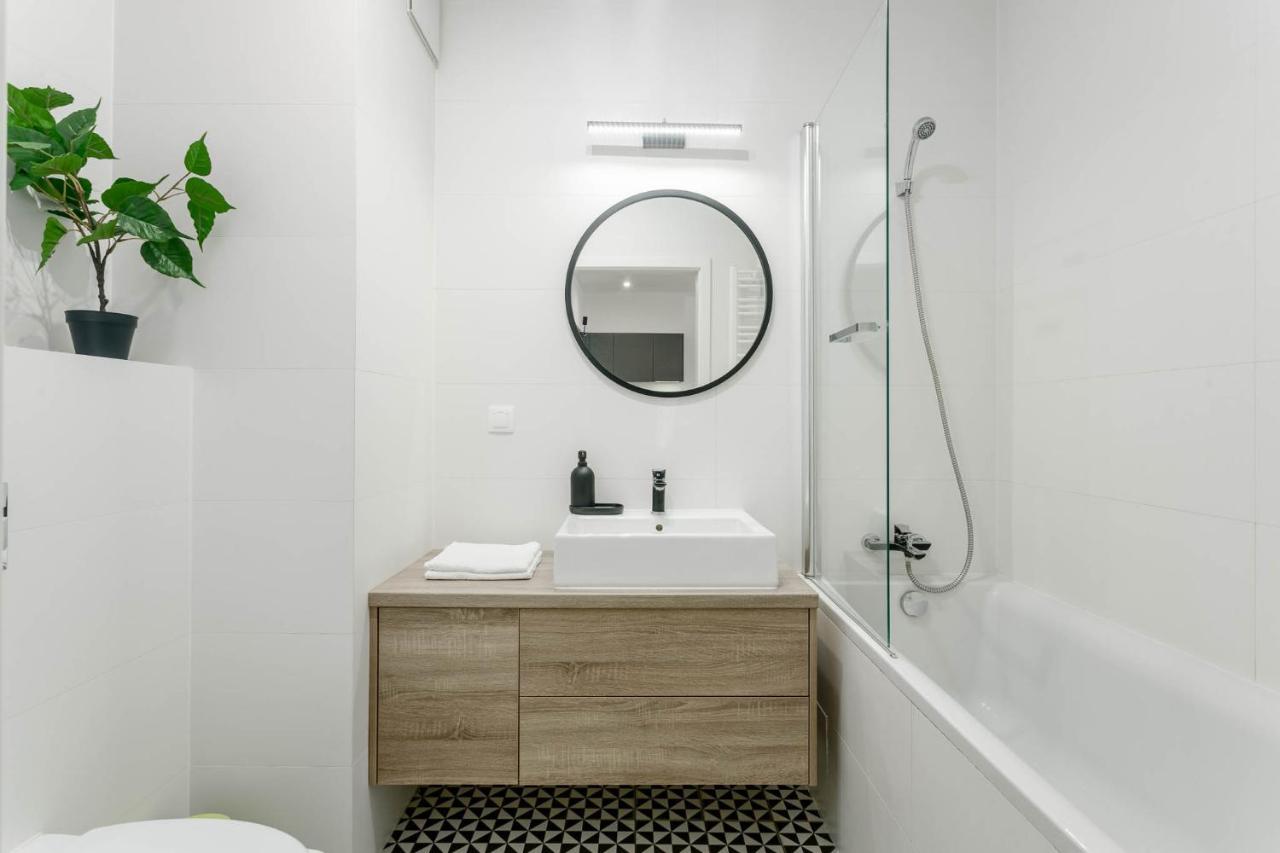 Chill Apartments Mokotow Residence Warsaw Exterior photo