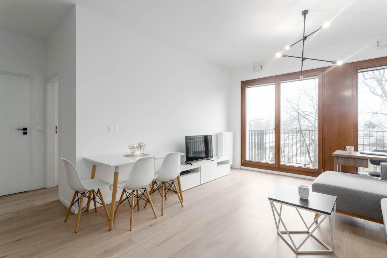 Chill Apartments Mokotow Residence Warsaw Exterior photo